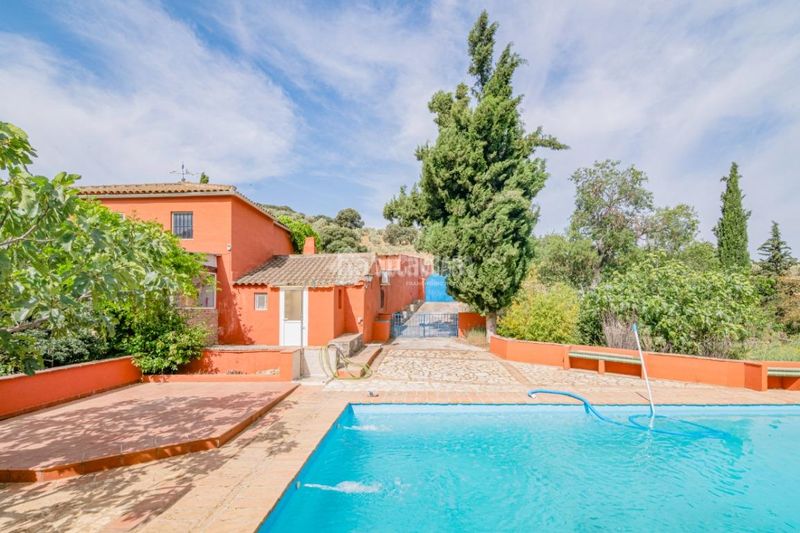 Foto 5a40209c-0a59-457b-8b06-bd3784d80ac0. Masia a Loja
