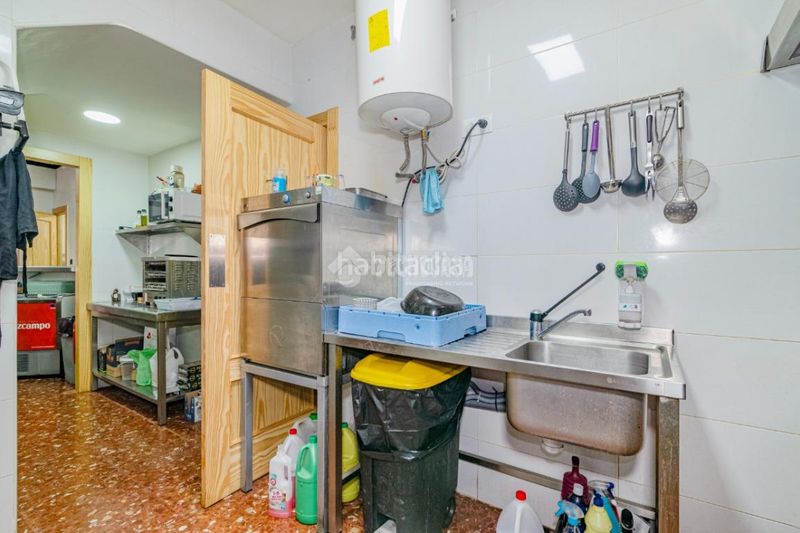 Foto 5ef9ce35-a2f8-4772-aa73-543a20443f4f. Local comercial a Loja