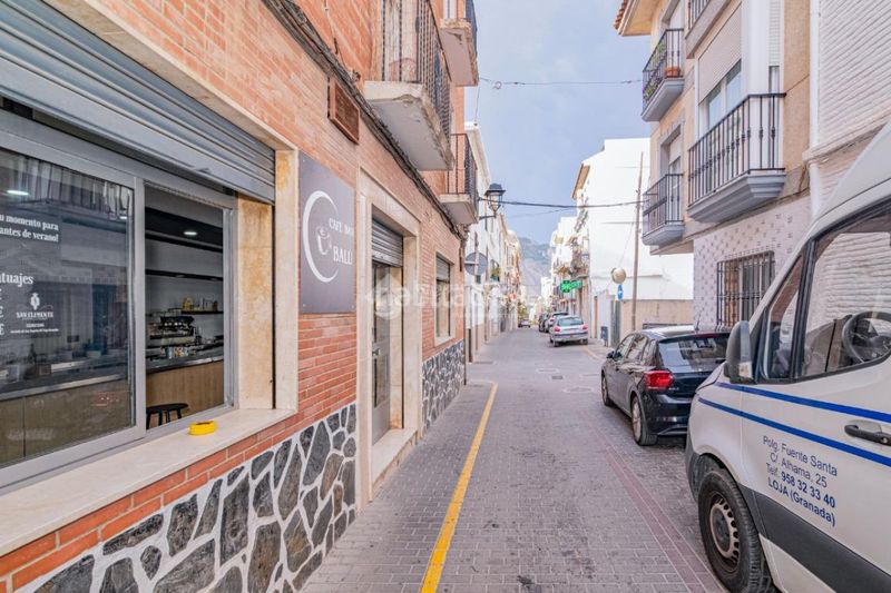 Foto c2204db6-fc60-4b92-9587-962d1b55c1a8. Local comercial a Loja