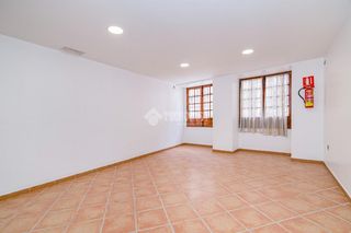 Maison jumelée à Loja. Casa en venta en loja