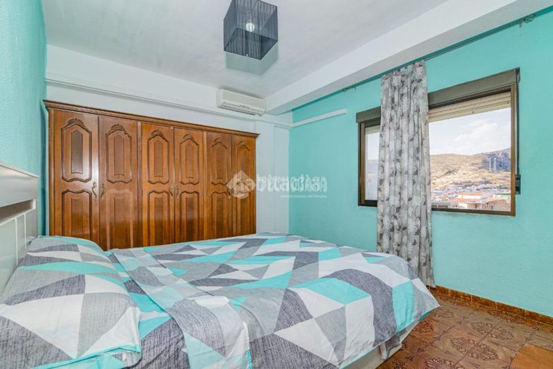 Foto f1012d01-d757-4fc6-985f-d0545428eedf. Pis a Loja