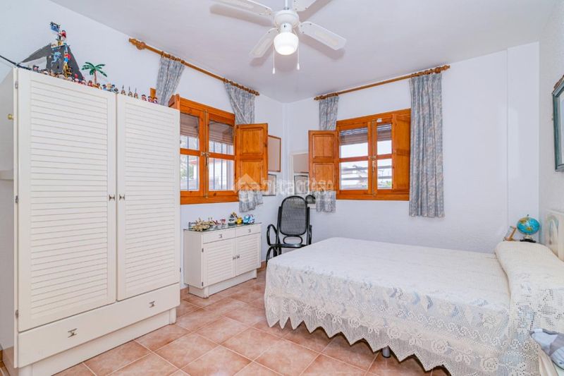 Foto 5567bacf-2259-412c-974b-47abac505cb7. Casa  en venta en Loja
