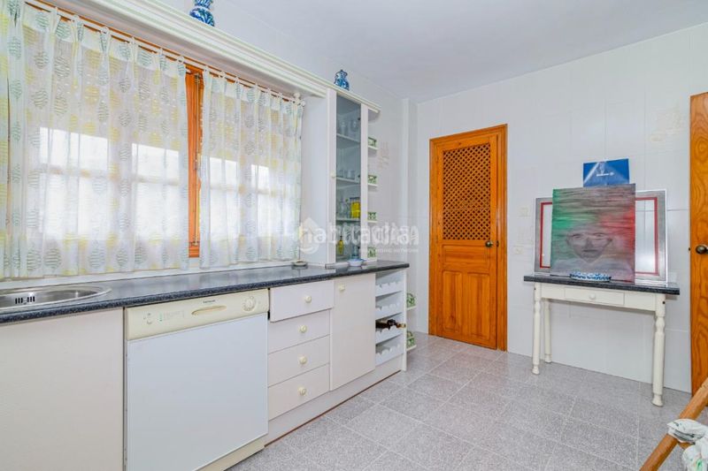 Foto 5bdc7e7c-0e09-4975-856d-c2ca70b38d25. Casa  en venta en Loja