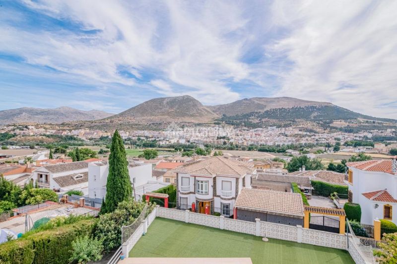Foto 71ea558f-b4ca-46dc-836a-1d296db8e9c2. Casa  en venta en Loja