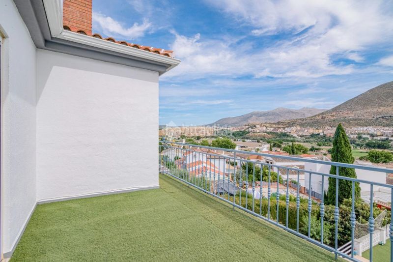 Foto b02addbc-fc93-459d-af7e-14af5652c58f. Casa  en venta en Loja