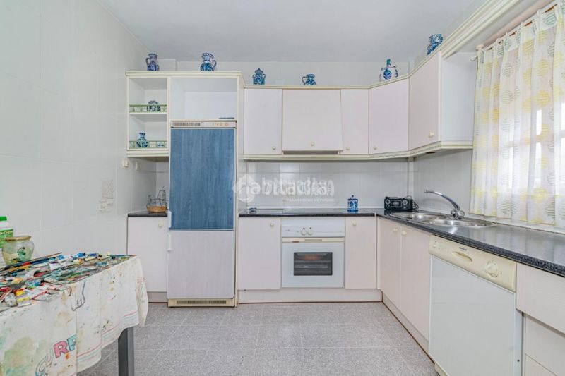 Foto b539d0f2-ab06-4ef6-9881-4fa1e33adc7c. Casa  en venta en Loja