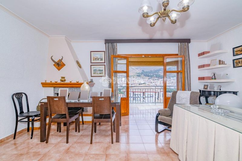 Foto f369038f-0a52-4031-b8d2-e41b25783eed. Casa  en venta en Loja
