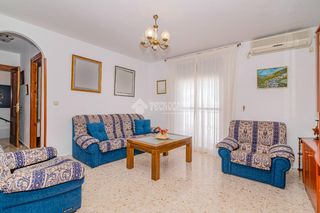 Casa bifamiliare in Loja. Casa en venta en loja