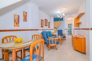 Towny house in Loja. Casa en venta en loja