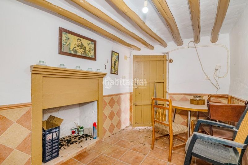 Foto 9b663051-58f4-4591-bb9c-3b0bc7b995f2. Masia a Algarinejo