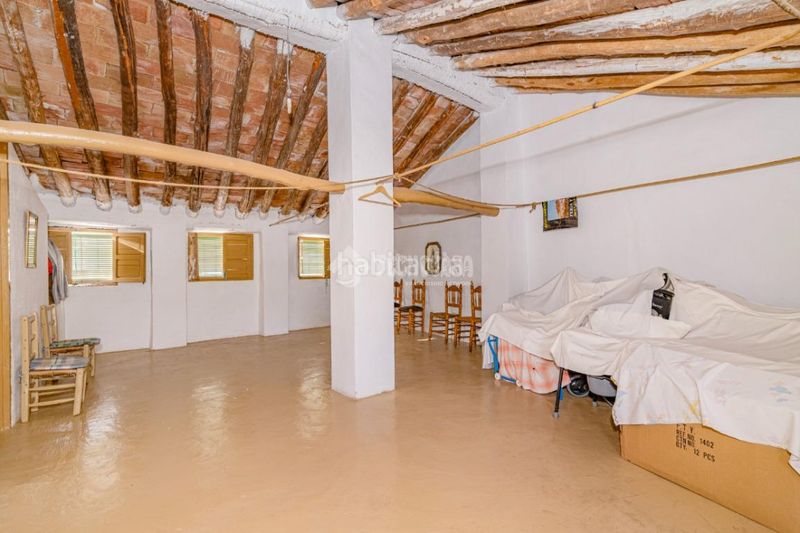 Foto 87f1f9f0-54ec-4da7-8646-b59749069a95. Casa aparellada a Zagra