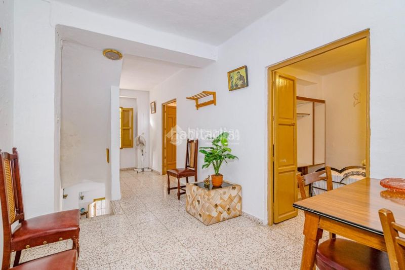 Foto a9238963-3a20-435d-97b3-86dd759d8f88. Casa aparellada a Zagra