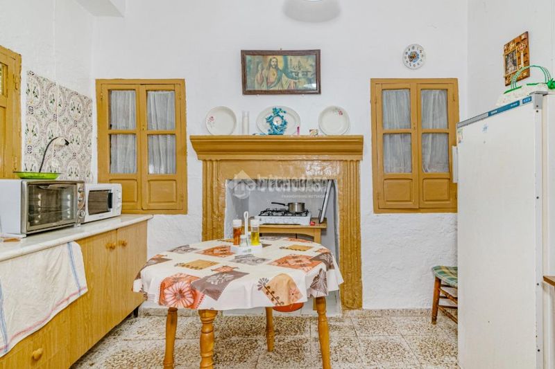 Foto c4107a91-d97c-4f18-83ba-040526f6947a. Casa aparellada a Zagra