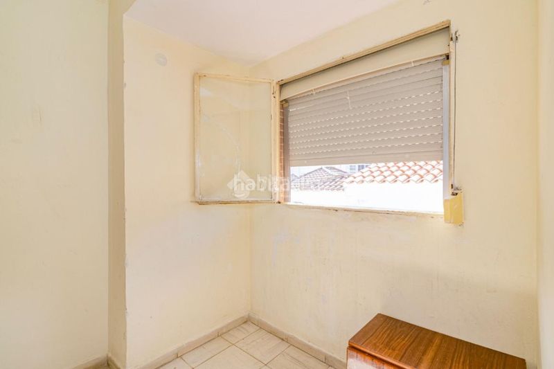 Foto 0e06b053-5f40-40d1-9460-9b0fcbf6bafd. Casa aparellada amb aparcament a Loja