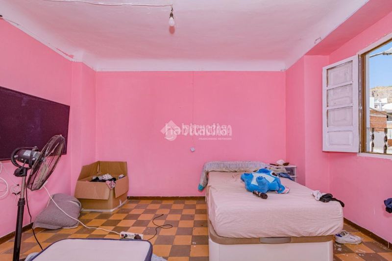 Foto 521d0ec3-ffdb-4ddb-bd82-2ff7937125ad. Casa a Loja