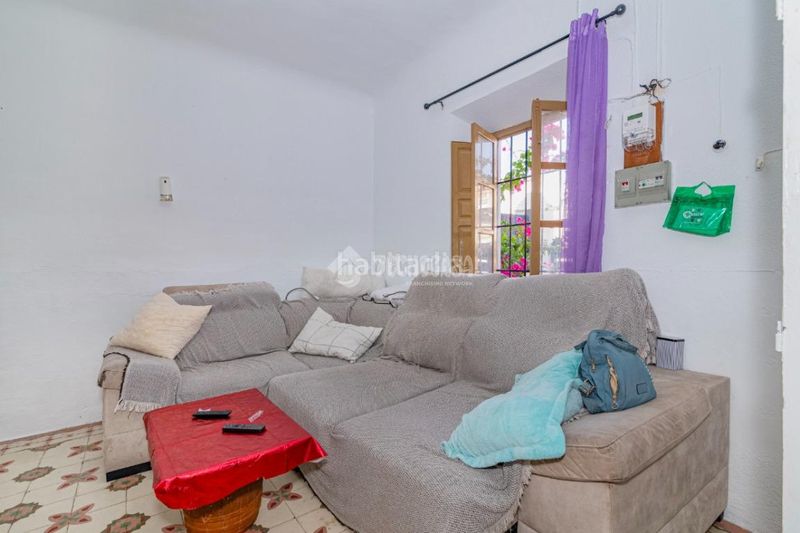 Foto 53bab0d6-47e3-403c-a16c-84d3201b92d2. Casa a Loja