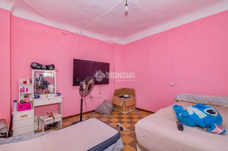 Foto 7d685d87-c3dc-41ef-97ba-904e79263b3b. Casa a Loja