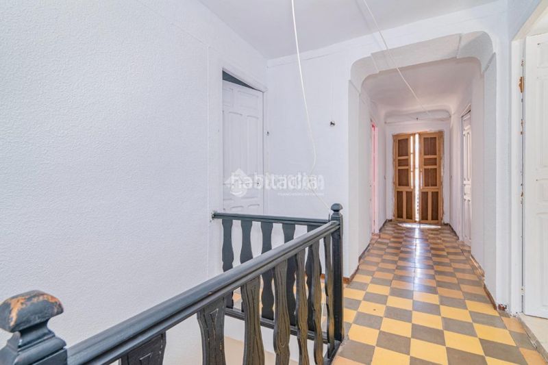 Foto c2a65466-525f-4c9f-9c15-7e9272eabf1a. Casa a Loja