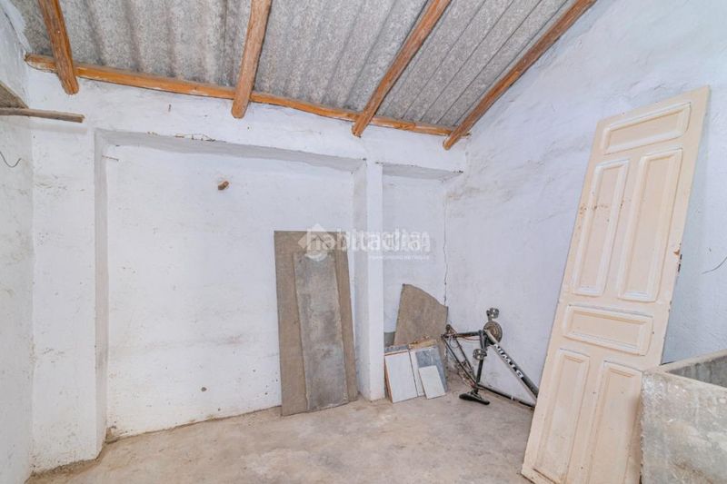 Foto c565f431-3f5f-4bf0-bbc7-20236e754bf5. Casa a Loja