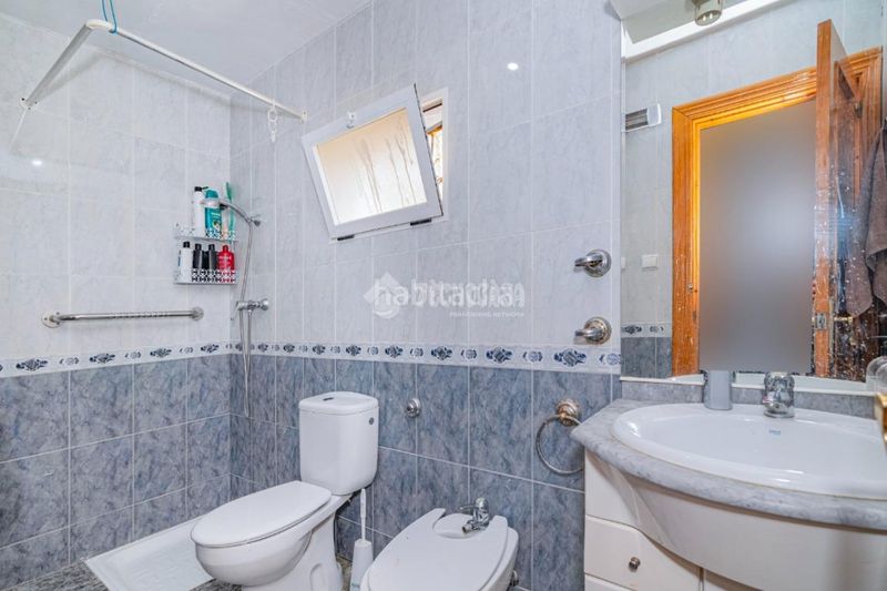 Foto ff1112e4-33ac-4498-8f5e-0589171353ae. Casa a Loja