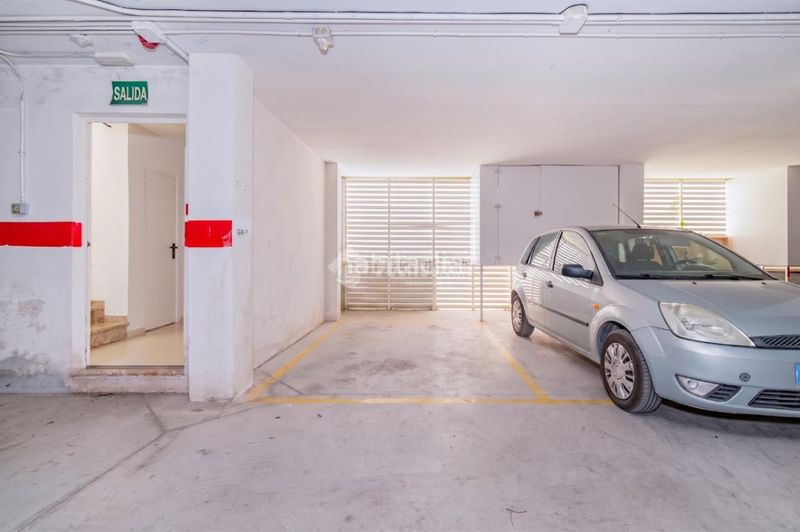 Foto ce816234-9854-4611-b375-fbddd6589d65. Casa aparellada a Loja