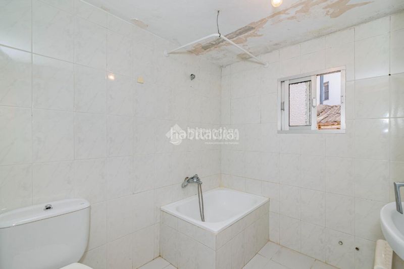 Foto 87dea505-645a-40ce-9830-b8ecaff0e707. Casa in Loja