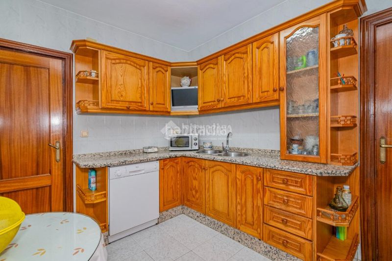 Foto f5ca591e-56ad-4b71-8f3a-478d2c7079ea. Flat in Loja