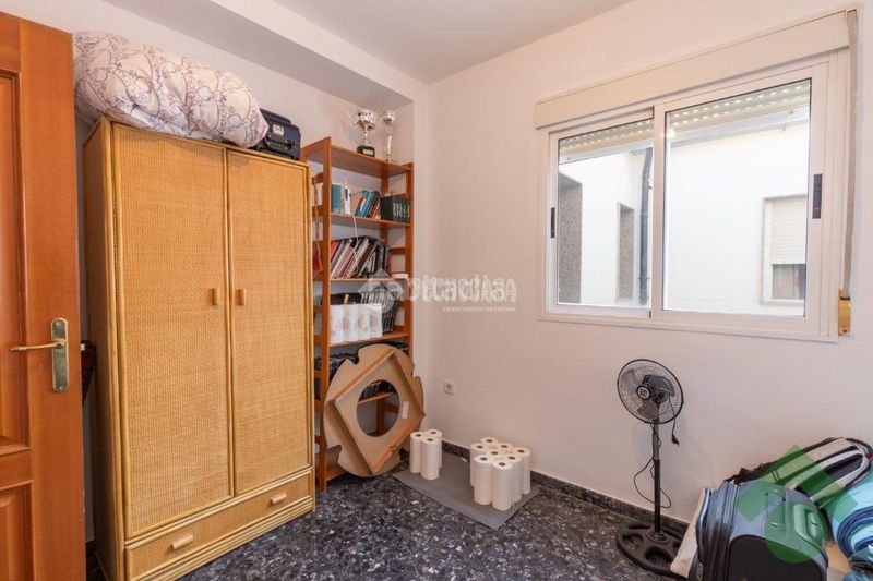 Foto cd3c9236-8030-4632-bd9d-ce1a06082657. Flat in Loja