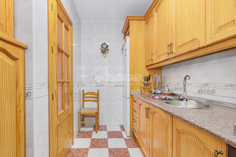 Foto 5205f117-783a-4a7d-8551-3097c327e576. Piso  en venta en Loja