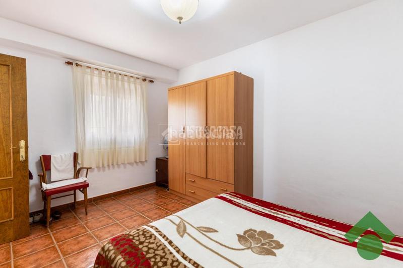 Foto 5e5cc2bc-bd36-4587-a219-18c76f14a421. Haus mit heizung parking in Loja