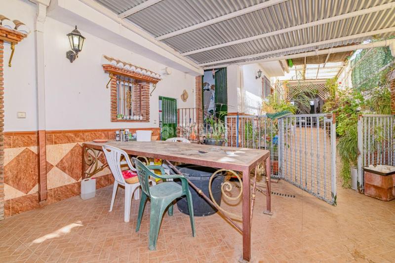 Foto 8b8be4c3-75d7-4a9f-b53a-5407cdf8cb9b. Maison dans Huétor Tájar