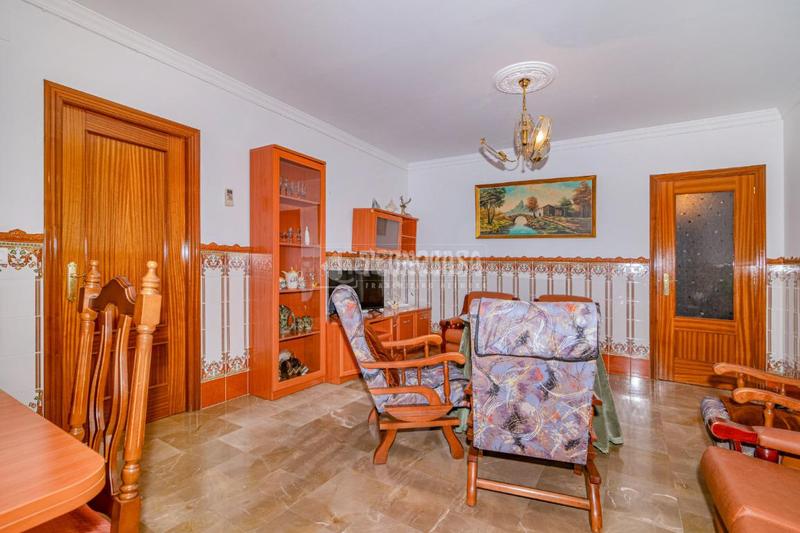 Foto f4b1cc53-c810-4a7c-8287-61e93f00dd35. Piso  en venta en Loja