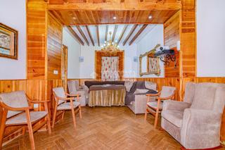 Casa aparellada a Loja. Casa en venta en loja