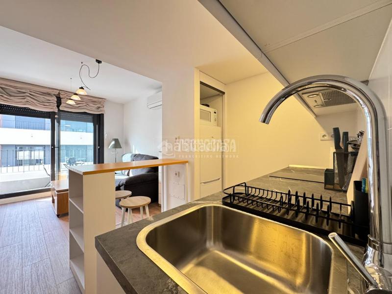 Foto 86a5e9ac-98d9-4d83-80a9-82c3c24b3a1d. Alquiler loft piso en alquiler en Polígono Industrial-Norte San Sebastián de los Reyes