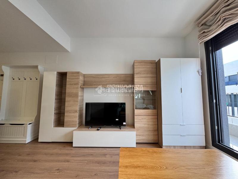 Foto f9ce7f1f-2cce-4be2-bde7-90e753af8bc2. Alquiler loft piso en alquiler en Polígono Industrial-Norte San Sebastián de los Reyes