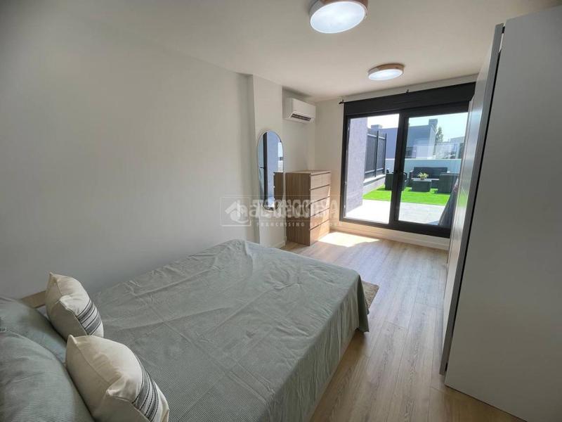 Foto 69cefd18-e497-4a64-b342-a63bcf5a1662. Location duplex avec parking dans Polígono Industrial-Norte San Sebastián de los Reyes