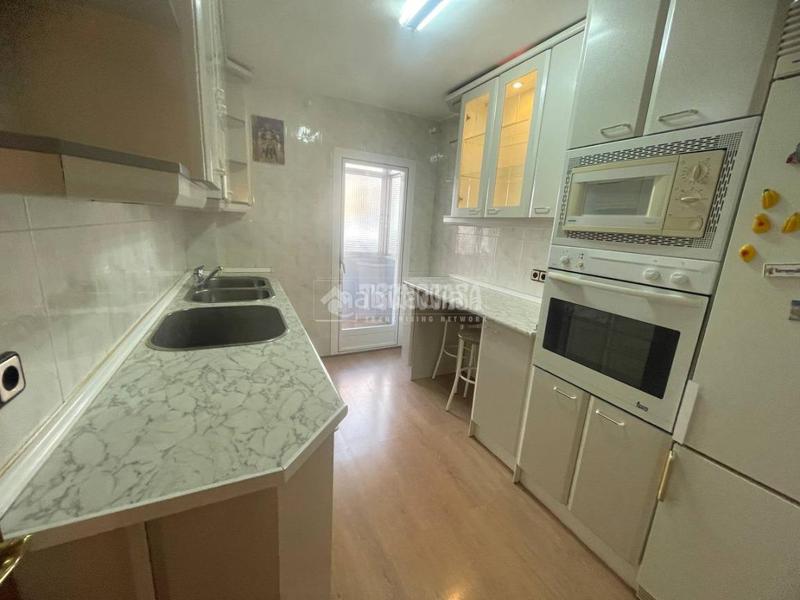 Foto 496f0041-b08c-4d4a-b030-8d7b75e44715. Pis a Centro Urbano San Sebastián de los Reyes