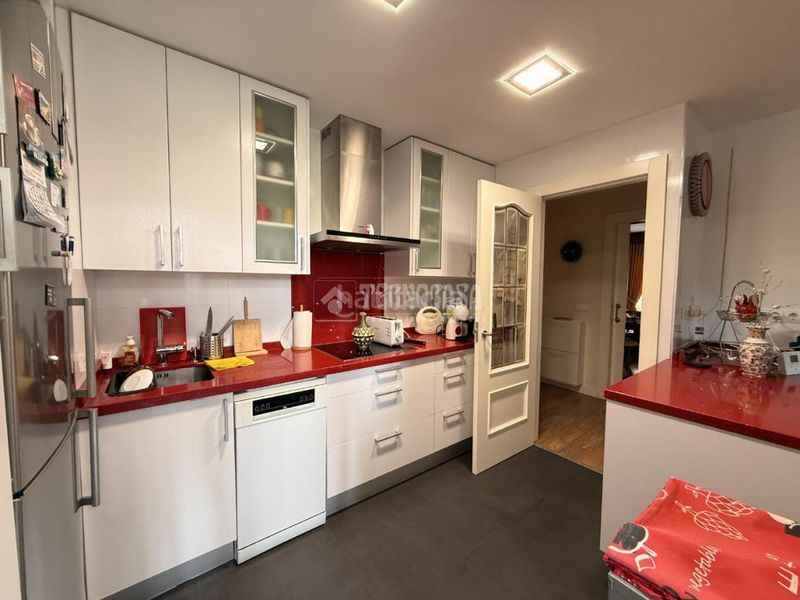 Foto 5c0918c0-c8d6-426d-a25e-c81c8a685e4a. Piso  en venta en Marroquina Madrid