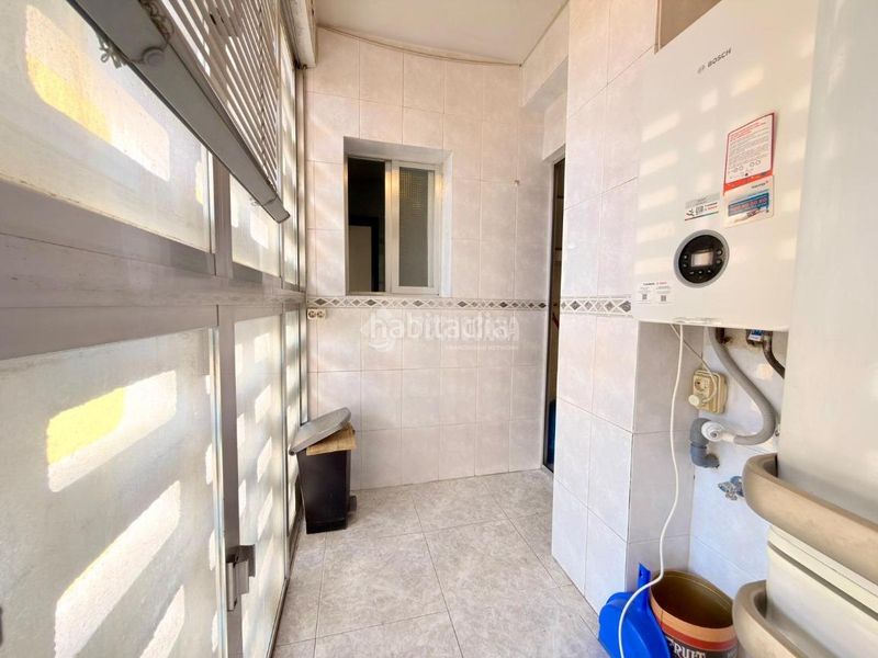 Foto cd95a949-9997-40c8-ae35-325ac8741616. Pis amb calefacció aparcament a Vinateros Madrid