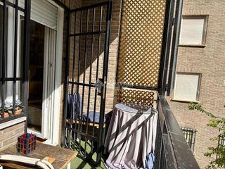 Appartement à Vinateros. Piso en venta en madrid