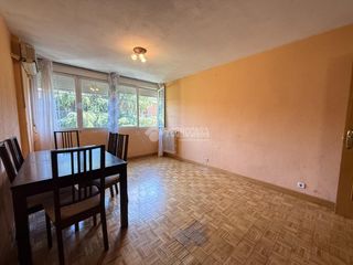 Appartement à Vinateros. Piso en venta en madrid