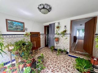 Casa pareada en Valdepeñas. Casa en venta en valdepeñas