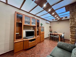 Towny house in Valdepeñas. Casa en venta en valdepeñas