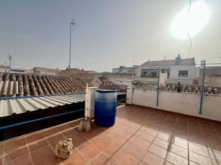 Casa aparellada a Valdepeñas