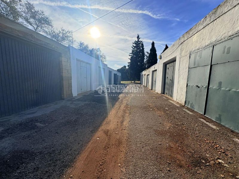Foto ac6344b3-9476-40df-9674-c4a6d8c08fa2. Casa aparellada amb aparcament a Vejer Vejer de la Frontera