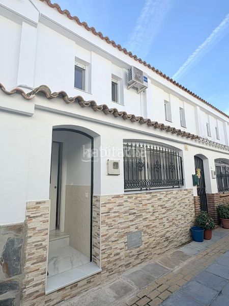 Foto ec7a9411-e8dd-4677-8945-33613fd33a52. Casa aparellada amb aparcament a Vejer Vejer de la Frontera