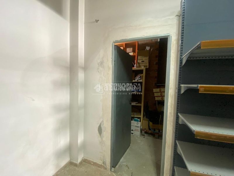 Foto 43a016b3-c5ba-4efa-8a95-b5274105cdec. Rent business premise in Vejer Vejer de la Frontera