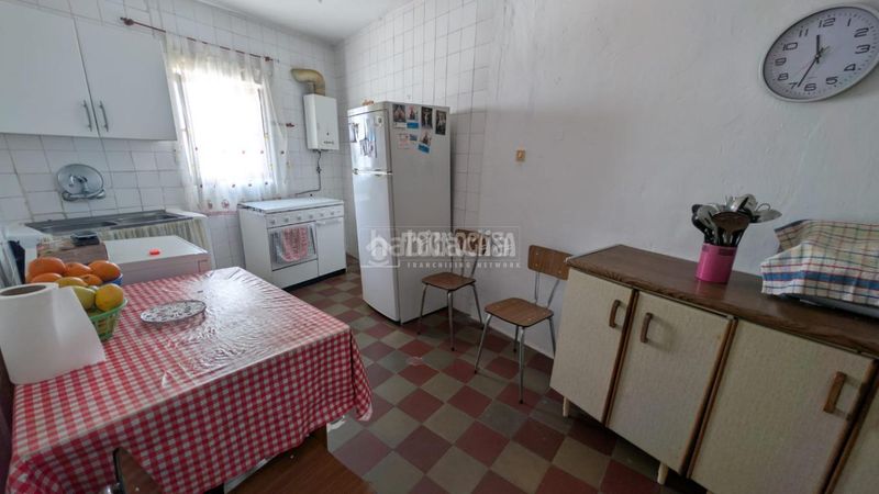 Foto 3c7d4f59-934e-4a35-a845-987358c6a0de. Casa aparellada a Vejer Vejer de la Frontera