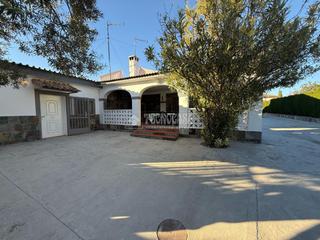 Casa a Olimar-Carambolo-Atalaya de Levante. Casa en venta en chiva