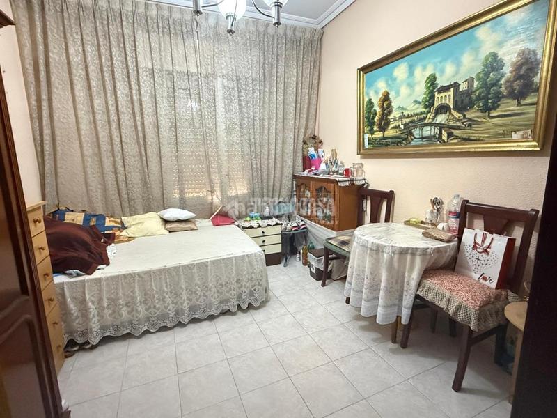 Foto c9251804-d393-4bec-ada5-7c9e0a962c10. Pis a Barrio de Patraix Valencia